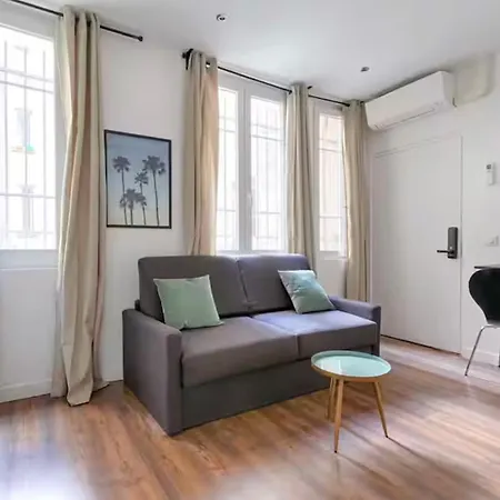 Urbanflat 202 - Beautiful In The Center Of 아파트