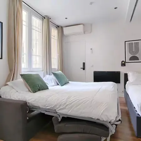 Urbanflat 202 - Beautiful In The Center Of * 파리