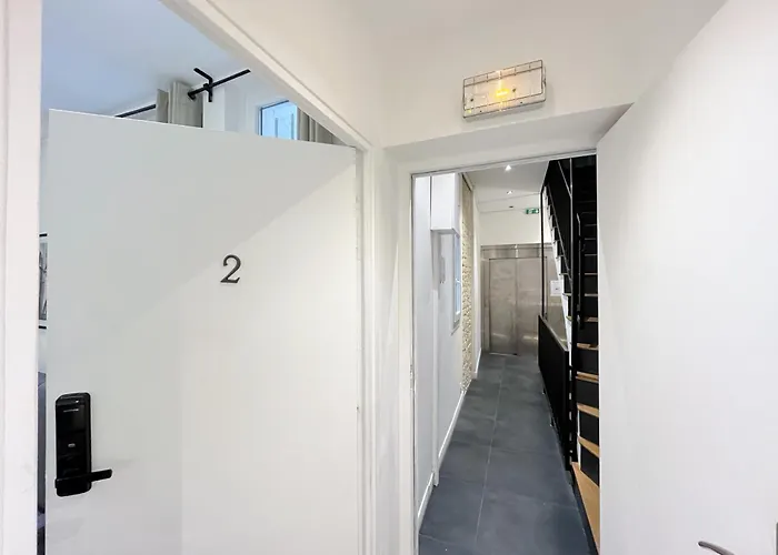 Urbanflat 202 - Beautiful In The Center Of